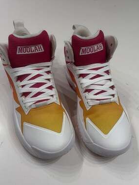 Moolah Kicks Triple Double Women's Basketball Shoes Size 9.5